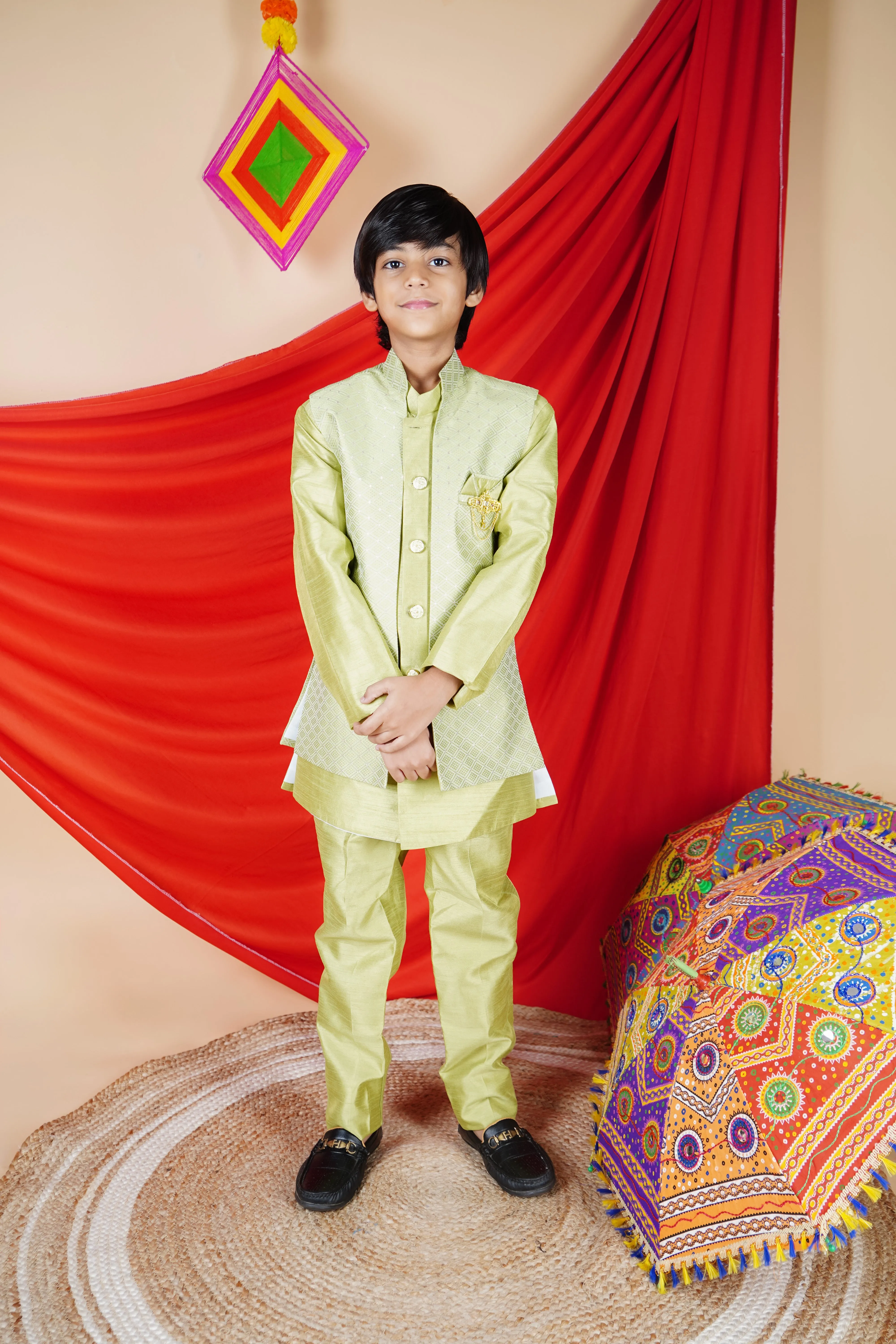 Ahhaaaa Kids Bollywood Style Print Indo-Western Sherwani Set For Boys