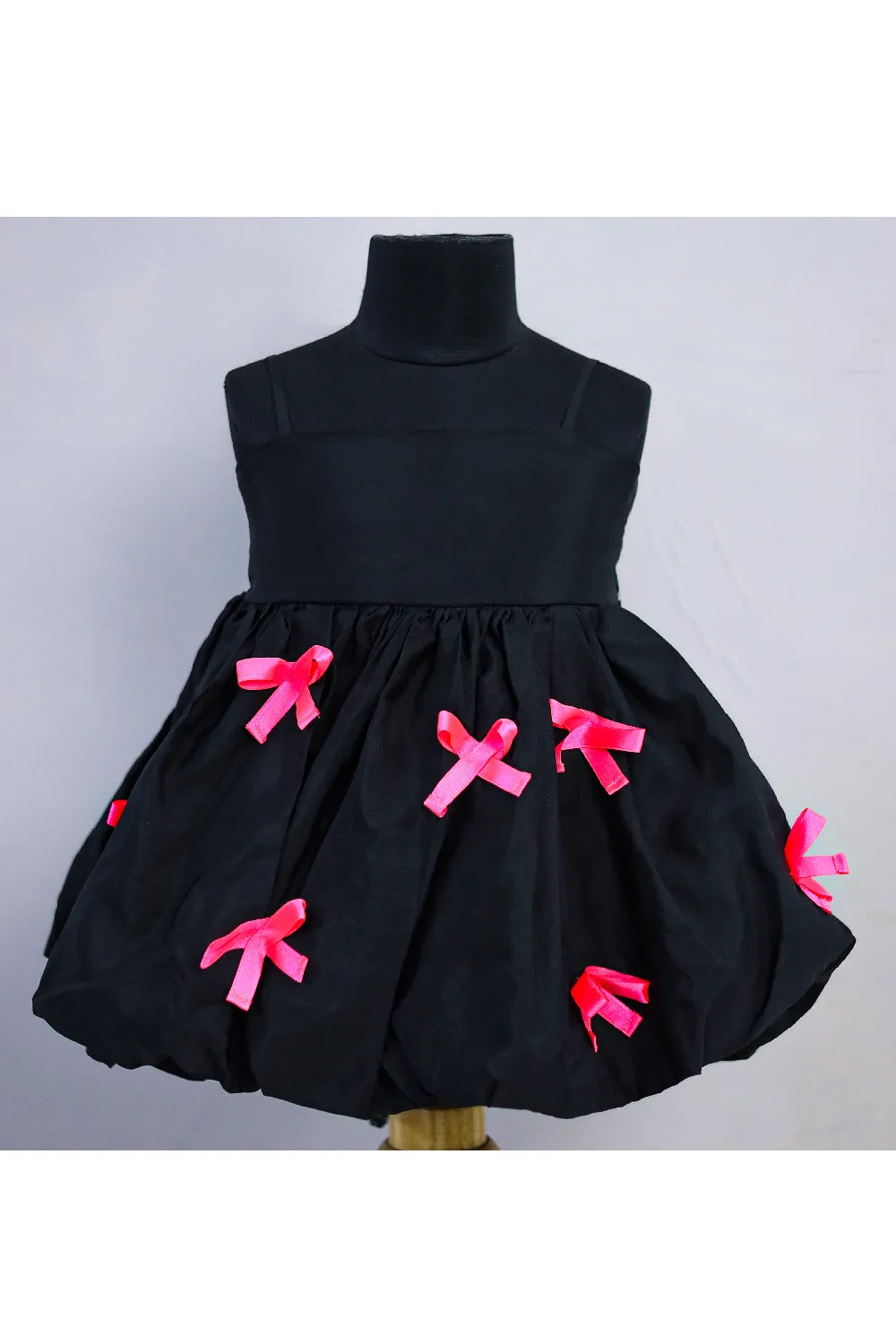 Black And Pink Bow Detailing Sleeveless Silk Dress