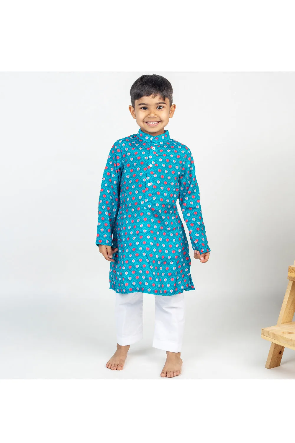 Blue Lotus Printed Kurta And Pyjama Set