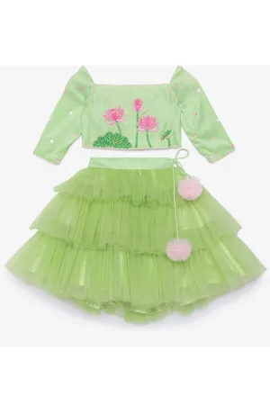 Green lotus motif top and tiered skirt