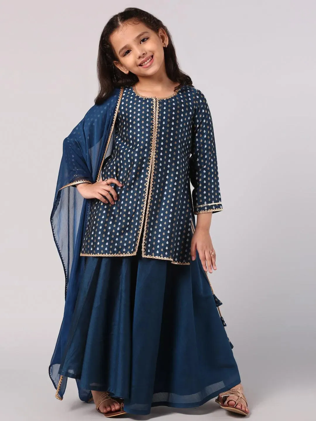 Kids Blue Self Design Chanderi Silk Straight Kurta With Skirt & Dupatta