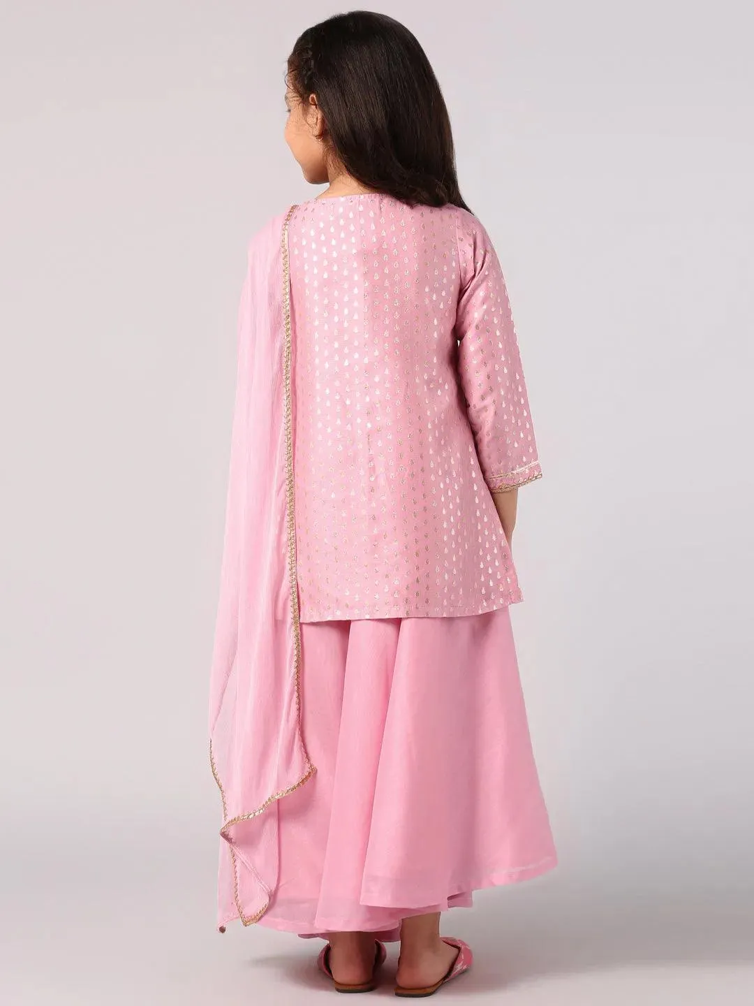 Kids Pink Self Design Chanderi Silk Straight Kurta With Skirt & Dupatta