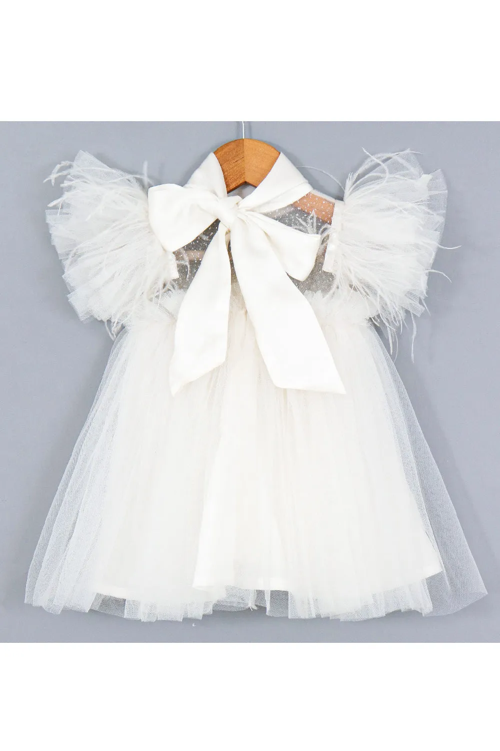 White Feather Detailing Ruffle Net Dress